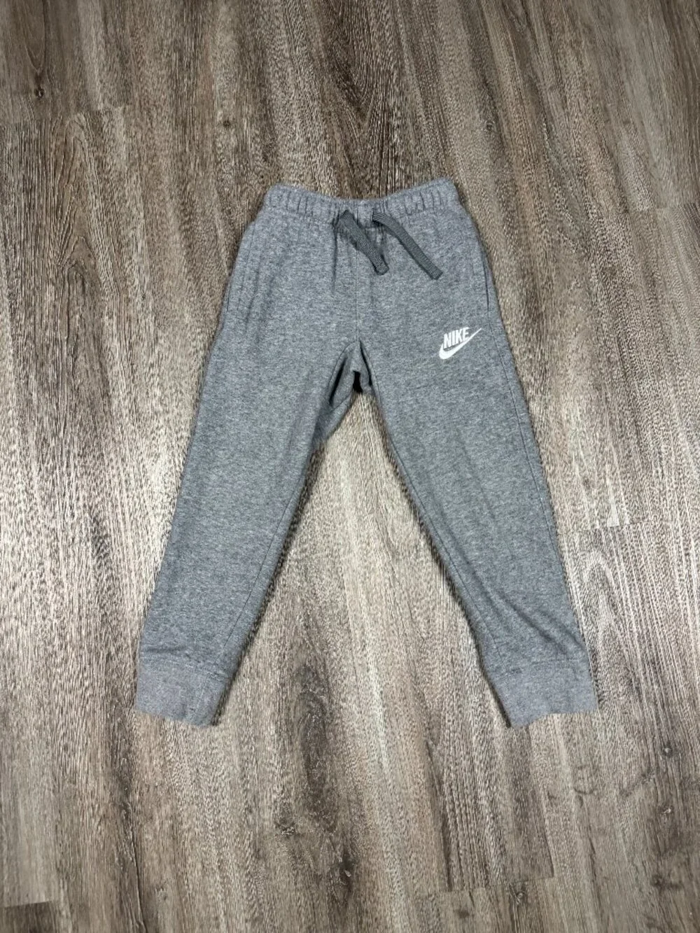 TD Nike Sportswear Club Fleece Gray Sweatpants S (5-6YRS)